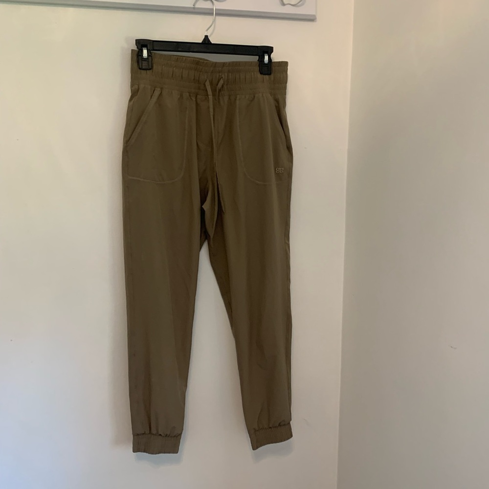 Albion Fit Jetsetter tapered leg joggers